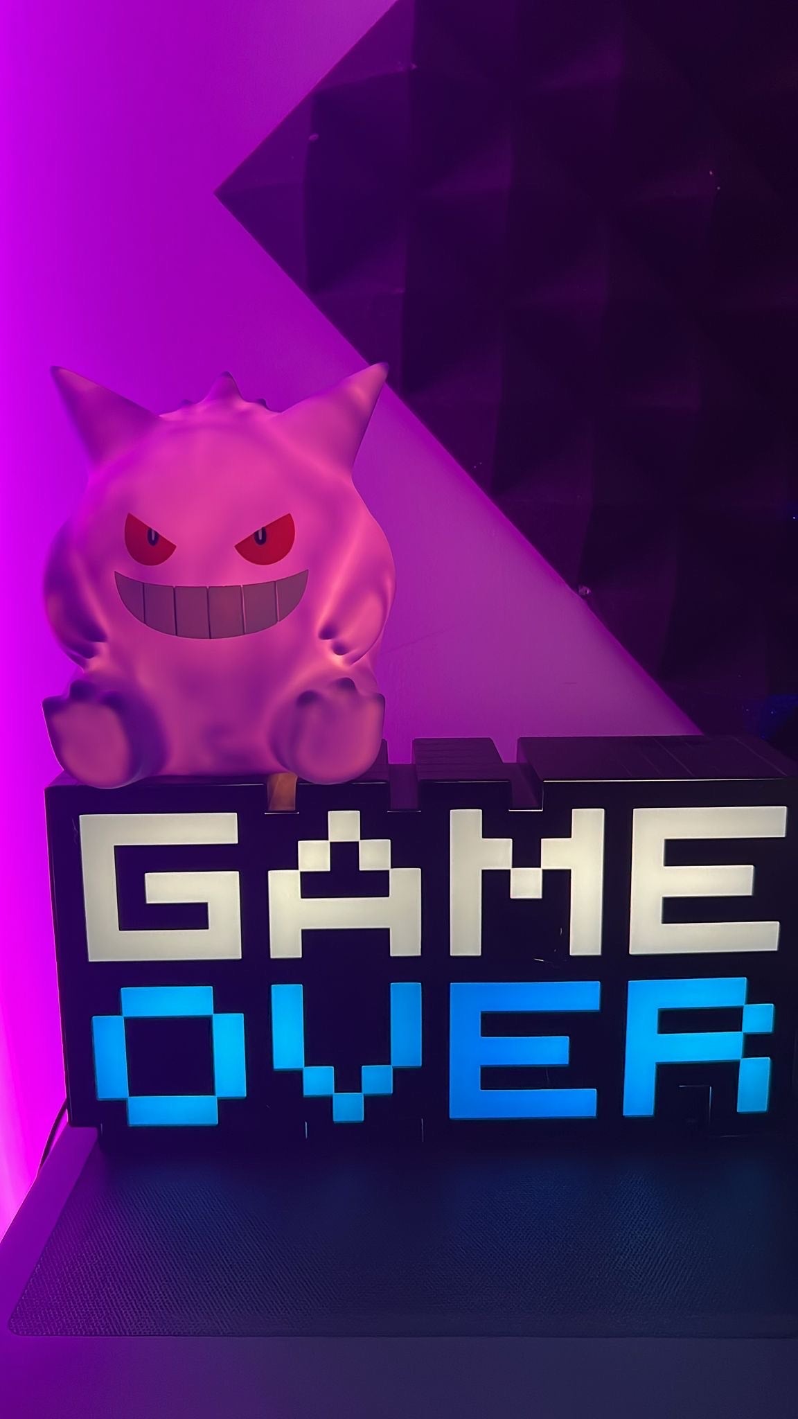 [Langbowang] Veilleuse Pokémon Ectoplasma / Gengar Haute Qualité LED Multicolore en PVC Souple avec Effet Mat Doux et Capteur Tactile Rechargeable USB-C